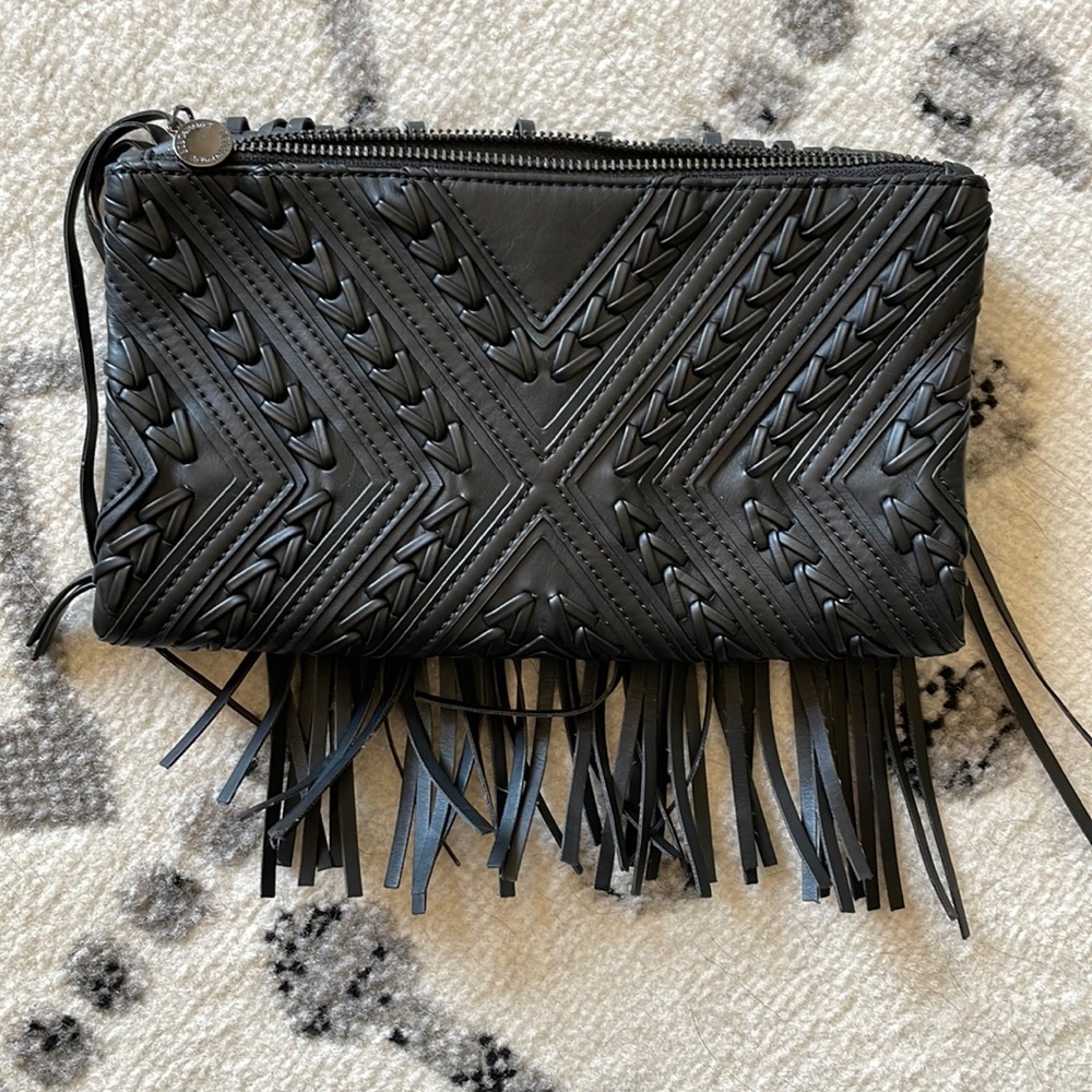 Black clutch
